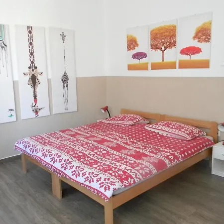 Feel At Studio Apartment
